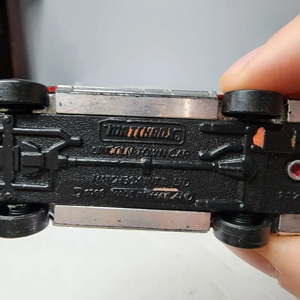 Vintage Matchbox Red Lincoln Town Car Toy Vehicle